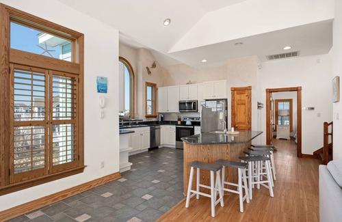 Buck Island House | Salt and Soul Cottage: Private Pool, Hot Tub, Community Pool, Close to Beach!