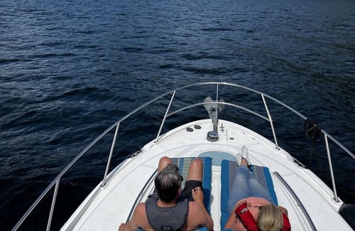 Granville Island Boat Rental | Salt Life - Stunning 2 bdrm boat at Granville Island for stays - also charters.