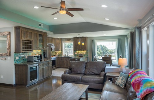 Pacific City House | Salt Lyfe Modern 2 Bedroom - 2 min Walk To Beach