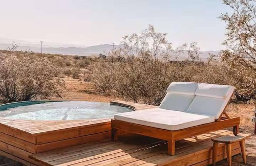 Panorama Heights House | Salt Spa, Soaking Pool, Game Room, Gym & Views · Pine Desert Ranch