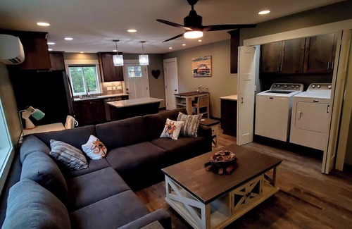 Pacific City Apartment | SaltLyfe Surf Shack 1 Bd/1Bth 2 min walk to beach