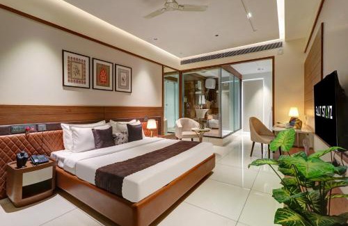 Sector 62 Hotel | Saltstayz Trinity - Chandigarh Mohali