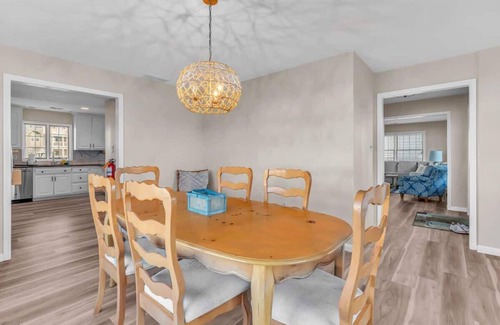 Cape May Court House House | Saltwater Manor: Bay Front Home with Private Dock