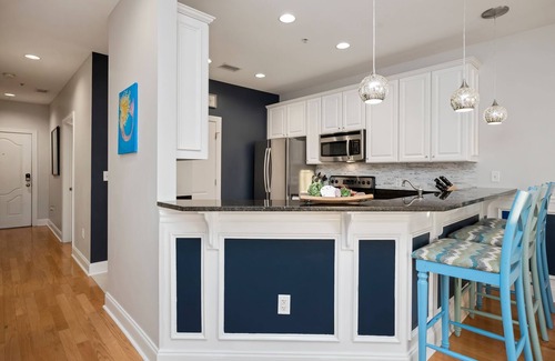 Yaupon Beach Condo | Salty Girl: Coastal Condo Close to Pier, Restaurants