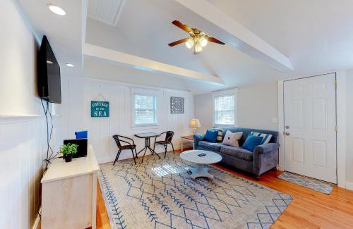 West Yarmouth House | Salty Kisses Unit 22