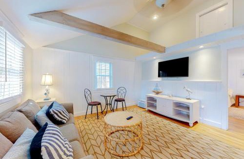 West Yarmouth House | Salty Kisses Unit 20
