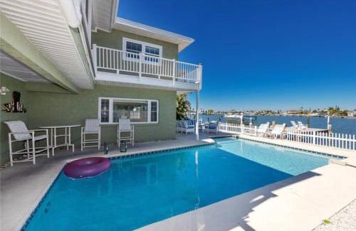 Indian Rocks Beach House | Salty Sunrise