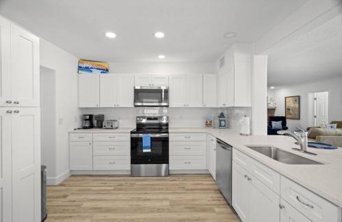 Indian Rocks Beach House | Salty Sunrise