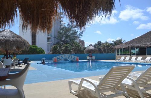 Punta Cancun Apartment | Salvia Condominio