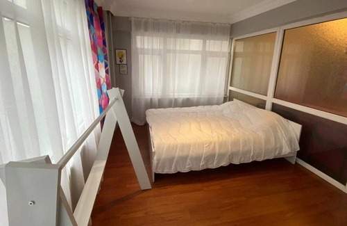 Kabatas House | sam apartments is 10 min away from taksim square,1min to the sea, tramvay ,metro
