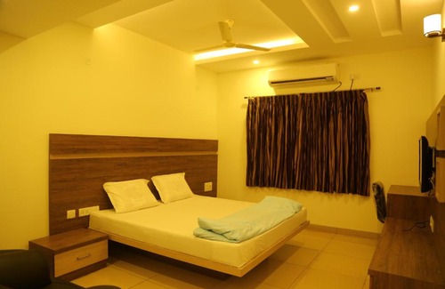 Kamalapur Hotel | Samarth Residency