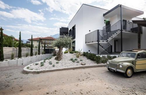 Lana Apartment | Sambucus Apartments -Premium Apartments for You and Your Dog