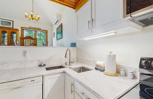 Gilford Condo | Samoset Condo w/beach, pool, tennis, game room, porch & views