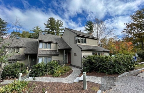 Gilford House | Samoset Condominium on Beautiful Lake Winnipesaukee