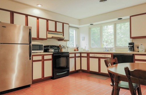 Trevett House | Samoset Cottage - 3 BR Water View Home, Boothbay Harbor