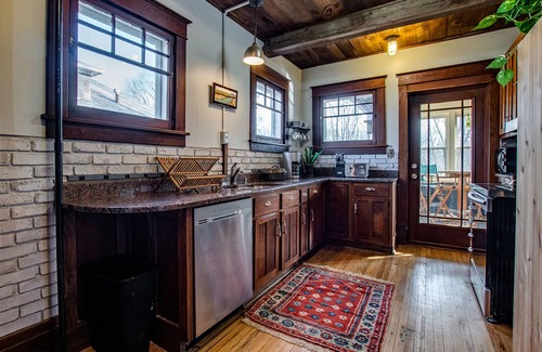 Penn Yan House | Sampson House: historic town house on Main St, walking distance to shops