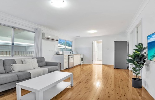 Callala Beach Apartment | Sam’s Beach Shack and Apartment – Stay 3, Pay 2