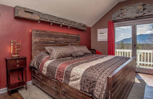 North Conway Bed & Breakfast | Samuel O'Reilly House Bed and Breakfast - Come Relax At Our Picturesque Property