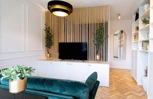 Grand Bourg Apartment | Samuel WANG - The Green Home