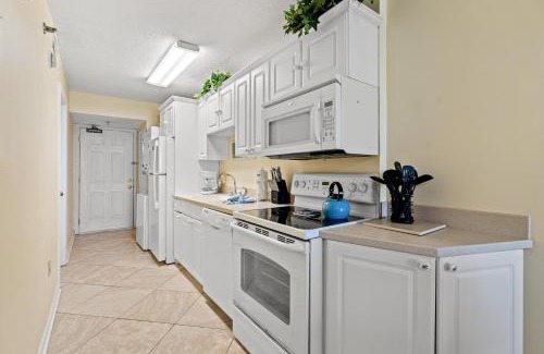 Crescent Beach House | San-A-Bel 212 - Oceanfront - Crescent Beach Section
