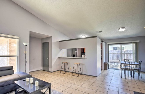 San Antonio House | San Antonio Abode w/Yard: 17 Mi to Downtown!