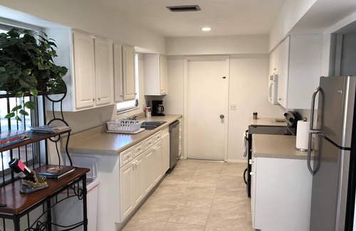 San Carlos Park House | San Carlos Paradise! 3 Bedroom/2 Bathroom House