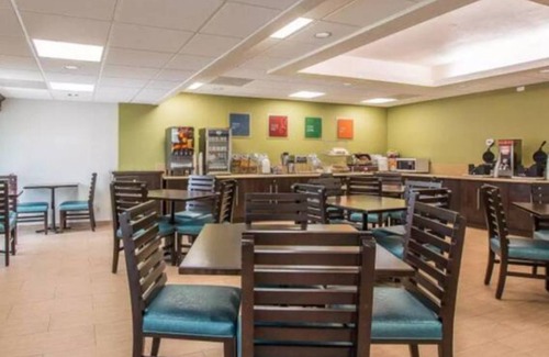 Lincoln Acres House | SAN DIEGO,CHULA VISTA! RECHARGE WHILE RELAXING!