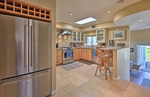 South Mission Beach Condo | San Diego Condo w/ Grill - Walk to Beach!
