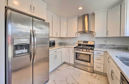Lincoln Acres House | San Diego Sanctuary w/Hot Tub & Large Patio!