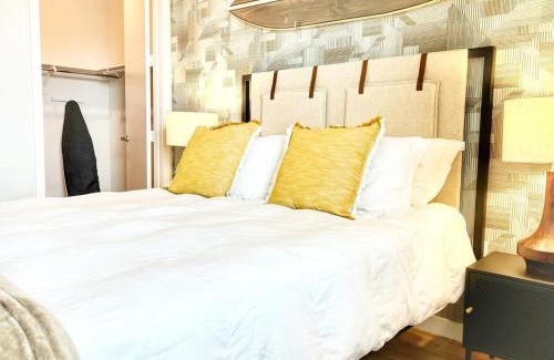 East Village Apartment | San Diego Skyline - Downtown Apartment