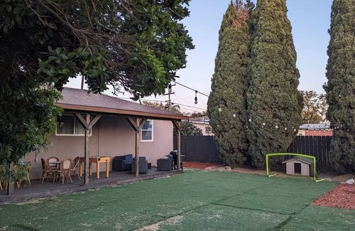 Lincoln Acres House | San Diego South Bay Home - 3Bd/1.5Bth/Driveway/Yard near Gaylord Resort