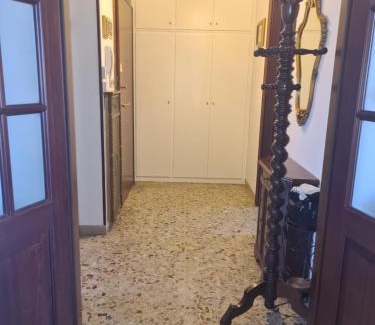 San Donato-San Vitale Apartment | San Donato Fiera Appartamento