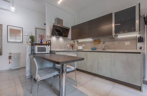 San Donato Apartment | San Donato Nest: Cozy Apt by Parco Don Bosco