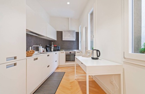 Historic Centre Apartment | San Fermo 21 - Luxury Stay in the heart of Padua!