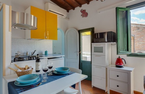 Santo Spirito Apartment | San Giovanni in the heart of Florence (Oltrarno) A/C and Free WIFI