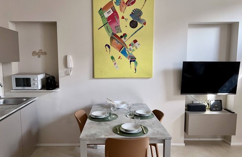 Pavia Apartment | San Martino Suite