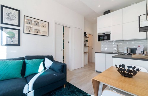 Historic Centre Apartment | San Michele Garden Mini Flat x4 MIRROR AREA