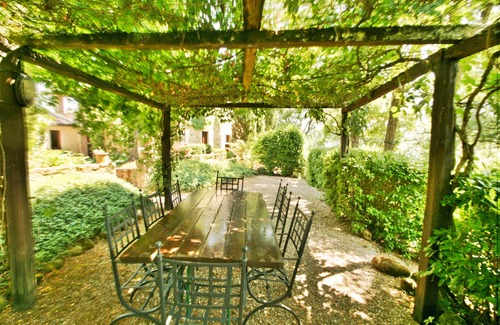 Umbertide Villa | San Nicolò, private house and pool. Free wifi, stunning views of Niccone Valley.