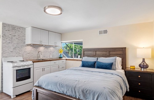 East Canyon Apartment | San Pasqual's Secluded Suite