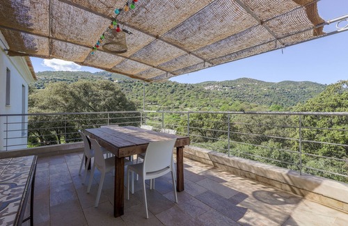 Aregno Villa | San Quilico - Maison climatisée, piscine, vue mer