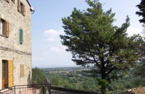San Valentino House | San Valentino Di Sorano: Apartment/ flat - San Valentino di Sorano
