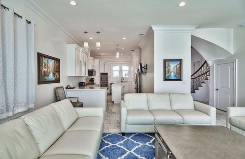 Delos House | Sanctuary at Frangista Beach by Five Star Properties