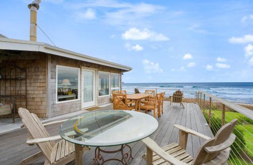 Arch Cape House | Sanctuary by the Sea by AvantStay Waterfront Views