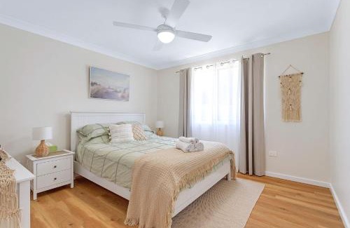 Sanctuary Point House | Sanctuary Cottage - Family and Pet Friendly