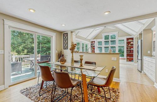 East Falmouth House | Sanctuary In The Woods