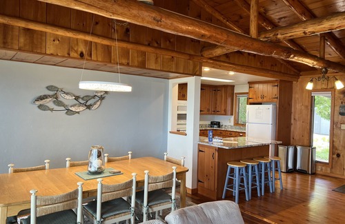 Sturgeon Bay House | Sand Beach Door County Lake House - Last Minute Opening!