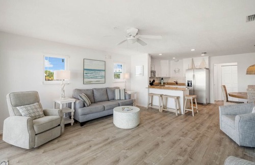 Mexico Beach House | Sand Buckets Unit D, Ocean View Beach Townhouse