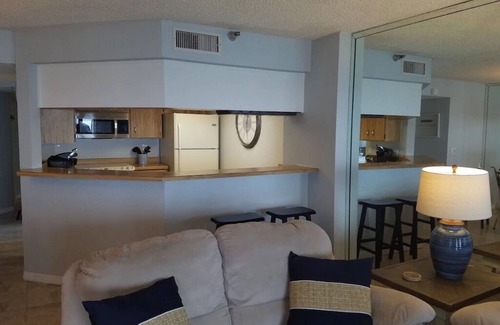 Daytona Beach Shores Condo | Sand Dollar Condo 803