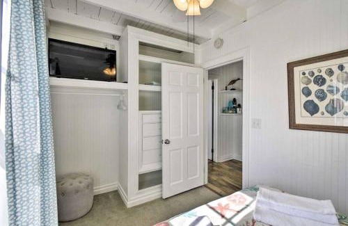 Kill Devil Hills House | Sand Pebbles: Bright Bungalow - Steps to Beach!