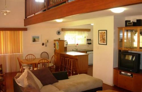 Rainbow Beach House | Sand Piper Cottage Rainbow Beach